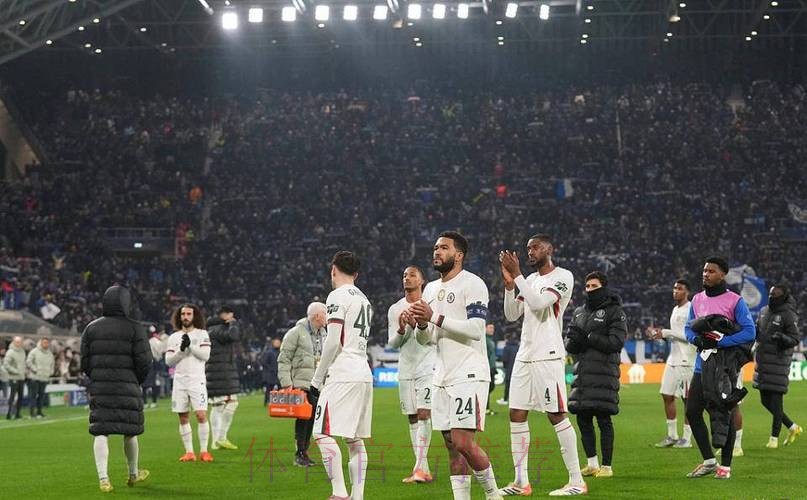 世俱杯冠军双线崩盘 从6场不败到4场不胜 欧冠掉出前10+英超跌第5 世俱杯冠军双线崩盘 从6场不败到4场不胜 欧冠掉出前10+英超跌第5